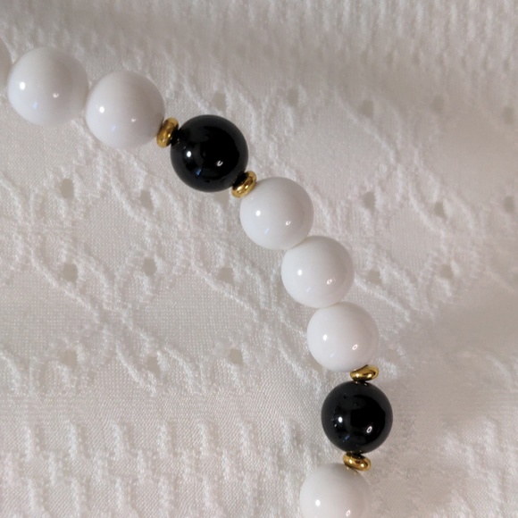 Napier Black and White Beaded Necklace with a Gold Accent - Picture 3 of 9